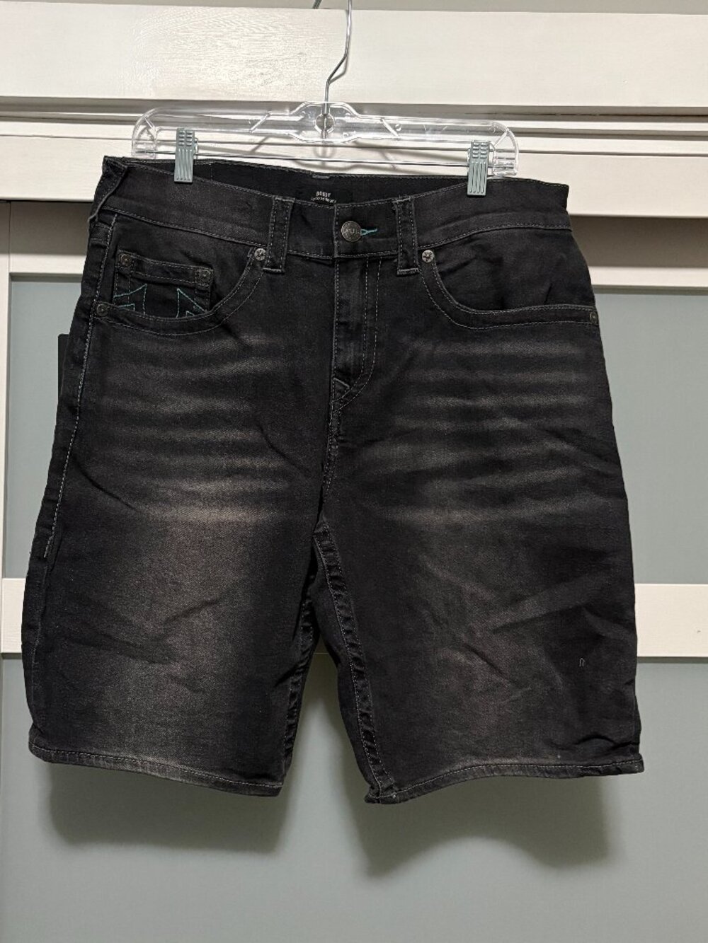 True Religion Bobby SN NF Shorts Overdye  Black Wash Mens Denim short sz 31  NEW